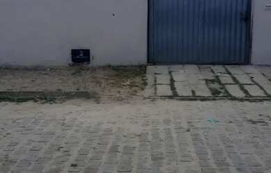 Imagem: A casa à venda possui 3 Dormitórios, 2 Banheiros e 1 Vaga