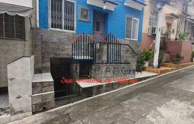 Imagem: A casa possui 2 Dormitórios, 2 Banheiros e 120m² de Área