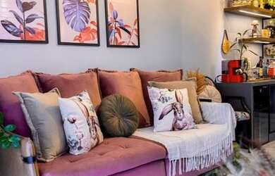 Imagem: O apartamento possui 2 Dormitórios, 1 Banheiro, 1 Vaga na garagem