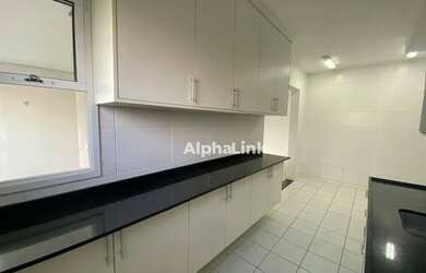 Imagem: O apartamento possui 3 Dormitórios, 3 Banheiros, 2 Vagas na