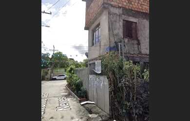 Imagem: A casa possui 2 Dormitórios, 2 Banheiros, 1 Vaga na garagem