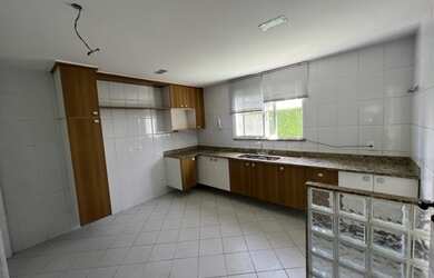 Imagem 9: Casa de condomínio com 216 m² e 4 suites em condomínio com segurança...