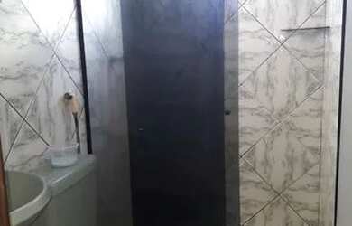 Imagem 3: Alugo uma casa. 1 Banheiroe2 Dormitórios