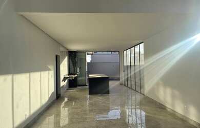 Imagem 8: VENDO CASA ALTO PADRÃO LUXUOSA EM JARDINS BOLONHA COM PISCINA E MUITO...