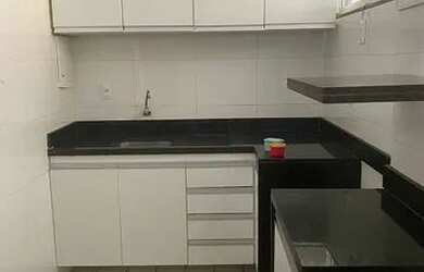 Imagem: A casa possui 2 Dormitórios, 1 Banheiro, 1 Vaga na garagem