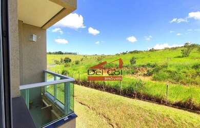 Imagem: O apartamento possui 2 Dormitórios, 2 Banheiros, 2 Vagas na