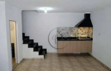 Imagem: A casa possui 3 Dormitórios, 3 Banheiros, 3 Vagas na garagem