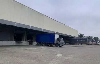 Imagem: O depósito possui 2.000m² de Área, Imóvel novo e está