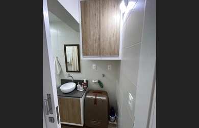 Imagem: O studio possui 1 Dormitório, 1 Banheiro, 1 Vaga na garagem