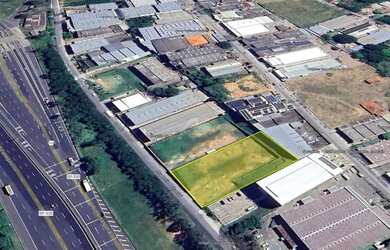 Imagem: O terreno possui 3.400m² de Área e está localizado em Chácaras