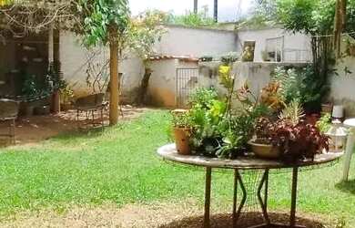 Imagem 4: Casa Térrea sozinha no lote 4 quartos com suite quintal Casa de Rua com...