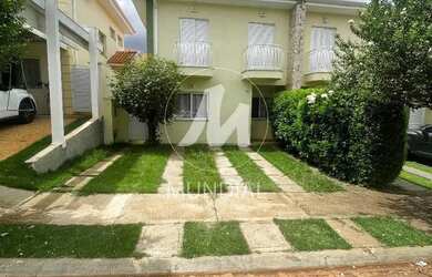 Imagem: A casa em condomínio possui 3 Dormitórios, 3 Banheiros, 2