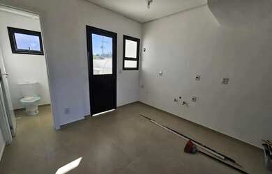 Imagem 7: Casa em Hípica. Varanda, Imóvel novo, 75m² de Áreae2 Vagas na garagem