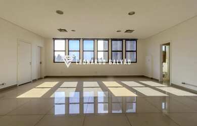 Imagem 7: Sala em alto padrão com 82 m² na Savassi