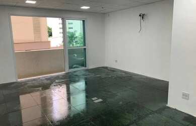 Imagem: O depósito possui 1 Vaga na garagem e 41m² de Área e está