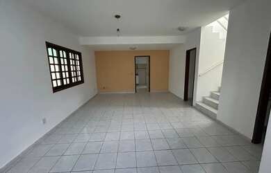 Imagem: A casa em condomínio possui 4 Dormitórios, 5 Banheiros, 4