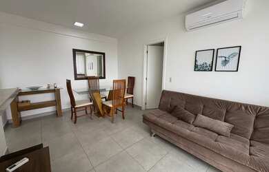 Imagem: O apartamento possui 1 Dormitório, 1 Banheiro, 1 Vaga na garagem