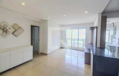 Imagem: O apartamento possui 1 Dormitório, 2 Banheiros, 1 Vaga na garagem