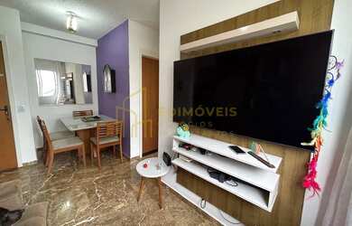 Imagem: O apartamento possui 2 Dormitórios, 1 Banheiro, 1 Vaga na garagem