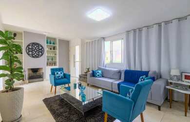 Imagem: A casa em condomínio possui 4 Dormitórios, 5 Banheiros, 4