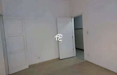 Imagem: O apartamento possui 1 Dormitório, 1 Banheiro, 64m² de Área