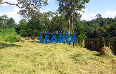 Imagem: O terreno possui 2496m² de Área e está localizado em Vista