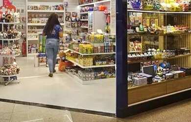 Imagem: O depósito possui 1 Vaga na garagem, 36m² de Área e está