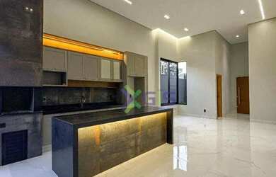 Imagem: A casa em condomínio possui 3 Dormitórios, 2 Banheiros, 2