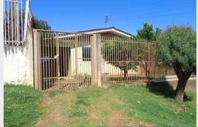 Imagem 1: Casa. Churrasqueira, Área de serviço, 130m² de Áreae4 Vagas na garagem