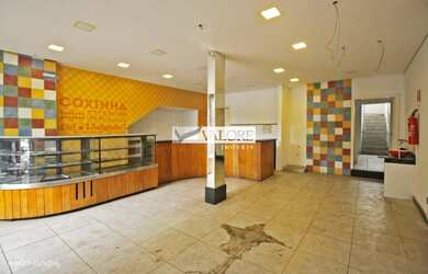 Imagem: O depósito possui 345m² de Área e está localizado em Cruzeiro