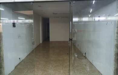 Imagem 3: Galeria para venda tem 29 metros quadrados em Copacabana - Rio de Janeiro...