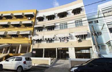 Imagem: O apartamento possui 2 Dormitórios, 1 Banheiro e 74m² de Área