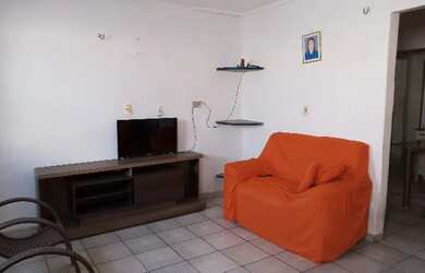 Imagem: A casa possui 3 Dormitórios, 2 Banheiros e está localizado