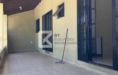 Imagem: A casa possui 2 Dormitórios, 2 Banheiros, 5 Vagas na garagem