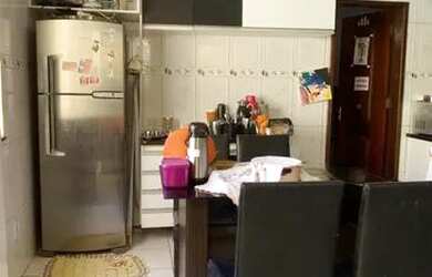 Imagem 3: ALUGO OU VENDO CASA. Piscina, Área de serviço, 2 Vagas na garageme3...