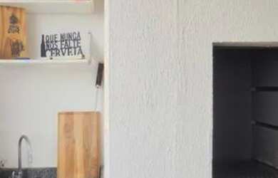 Imagem: O apartamento possui 2 Dormitórios, 1 Banheiro, 78m² de Área