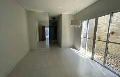 Imagem 8: Casa no bairro Santa Cruz II