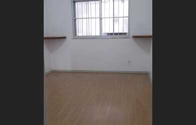 Imagem 4: BARRA - 3/4, 1 suíte, varanda, nascente, dependência completa. Área 98 m. valor R$ 410.00