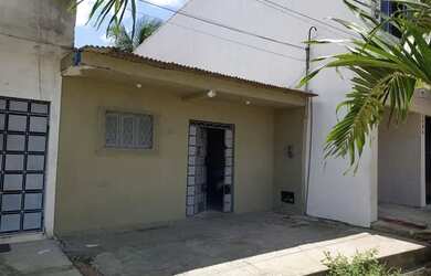 Imagem: A casa possui 3 Dormitórios, 1 Banheiro e 100m² de Área e