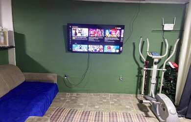 Imagem: A casa possui 5 Dormitórios, 5 Banheiros, 3 Vagas na garagem