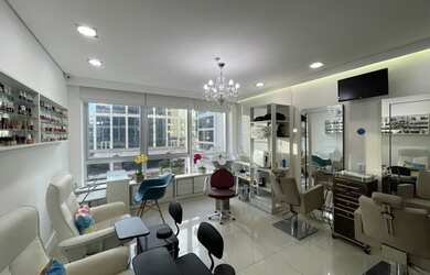 Imagem: O depósito possui 1 Vaga na garagem, 25m² de Área e está