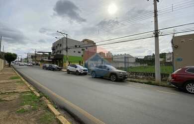 Imagem: O terreno possui 850m² de Área e está localizado em Centro