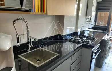 Imagem: O apartamento possui 1 Dormitório, 2 Banheiros, 1 Vaga na garagem