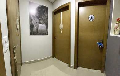 Imagem 8: Casa Venda. Piscina, Área de serviço, 250m² de Áreae2 Vagas na garagem