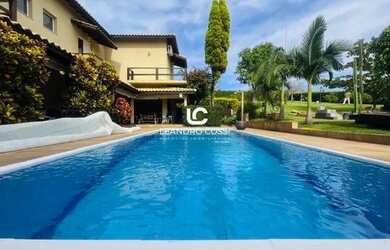 Imagem: A casa em condomínio possui 3 Dormitórios, 5 Banheiros, 5