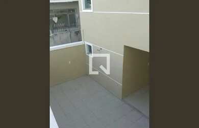 Imagem: A casa possui 3 Dormitórios, 5 Banheiros, 4 Vagas na garagem