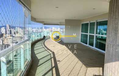 Imagem: O apartamento possui 4 Dormitórios, 5 Banheiros, 4 Vagas na