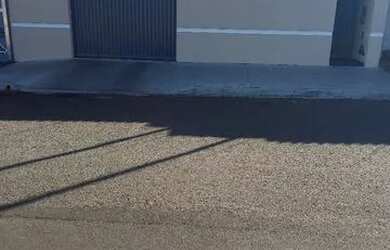 Imagem 1: Vendo casa no jardim Califórnia número 219 , valor 500 terreno 10 por...