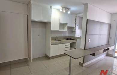 Imagem: O apartamento possui 1 Dormitório, 1 Banheiro, 1 Vaga na garagem