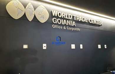 Imagem: O depósito possui 5 Vagas na garagem, 639m² de Área e está